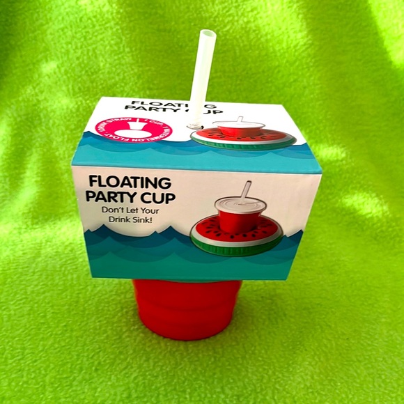 Floating Party Cup - Picture 3 of 4